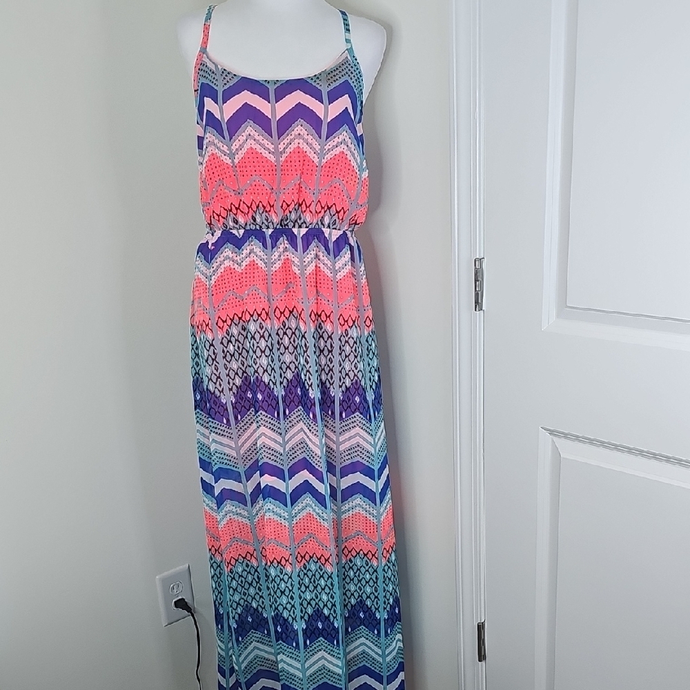 No Boundaries Multicolor Chevron Maxi‎ Dress
